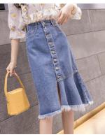 พรีออเดอร์ กระโปรงสั้น กระโปรงยีนส์ ทรงหางปลา เสื้อผ้าแฟชั่นสวย ๆ สียีนส์ พรีออเดอร์ กระโปรงสั้น กระโปรงยีนส์ ทรงหางปลา เสื้อผ้าแฟชั่นสวย ๆ สียีนส์