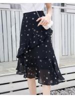 พรีออเดอร์ กระโปรงแฟชั่น แต่งระบายหลายชั้น เสื้อผ้าแฟชั่น เอวยืดหยุ่น สี ดำ ลายดาว พรีออเดอร์ กระโปรงแฟชั่น แต่งระบายหลายชั้น เสื้อผ้าแฟชั่น เอวยืดหยุ่น สี ดำ ลายดาว